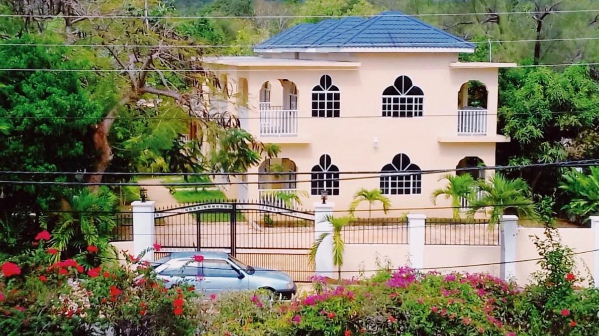 Sommerville Resorts Negril Bagian luar foto