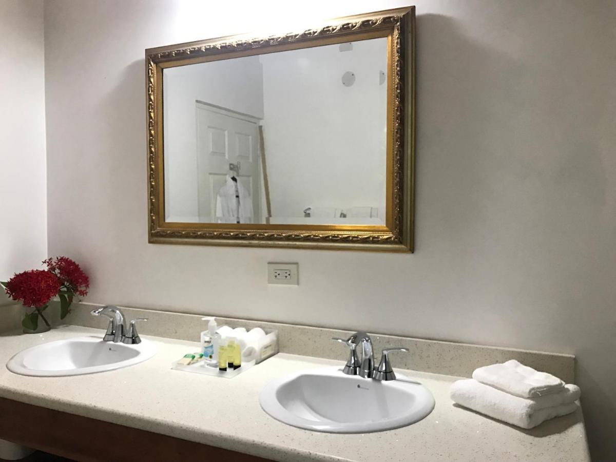 Sommerville Resorts Negril Bagian luar foto